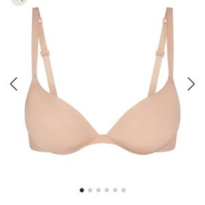 Skims Ultimate push up plunge bra Mica  NWT